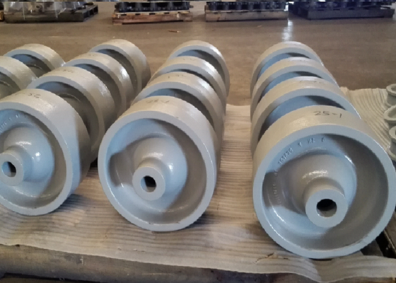 OEM الرمل الصب قطع الحديد المحور الخلفي للشاحنة الشوكية FDC450 GGG45 QT450-10 المواد