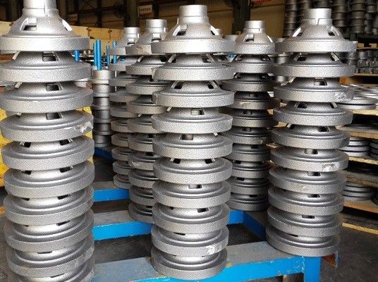 OEM أجزاء صغيرة من الحديد الصلب الرملي عالية الجودة للسيارات والمركبات الصناعية