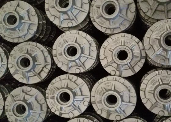 OEM الرمال الصب قطع حديدية للشاحنة الشوكية المحور الخلفي الطلاء النهائي مع الأبعاد الدقيقة