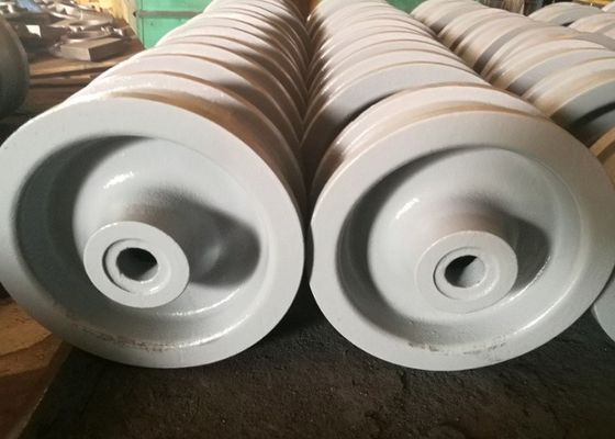 منتجات حديد الدكتايل مصبوبة بالرمل عالية الجودة من الشركة المصنعة الأصلية قطع غيار محور العجلة للآلات الصناعية