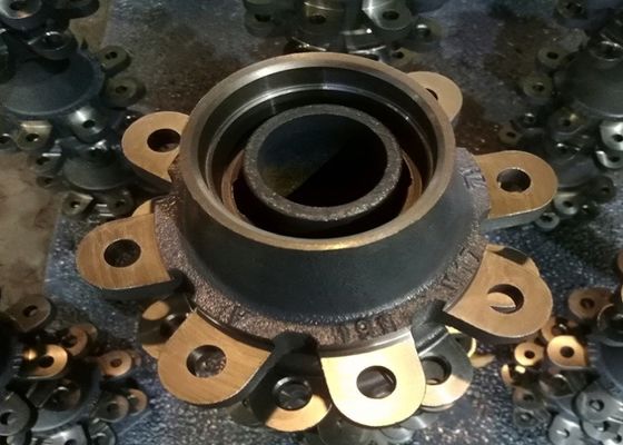 بالقطع أجزاء الشاحنة المخصصة صب المحور الخلفي مادة حديد الدكتايل TS16949