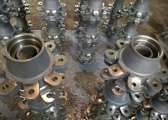 بالقطع أجزاء الشاحنة المخصصة صب المحور الخلفي مادة حديد الدكتايل TS16949