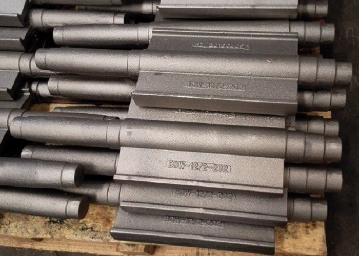 33kg الحديد الزهر أجزاء شاحنة المغزل مع الانتهاء من اللوحة OEM المتاحة
