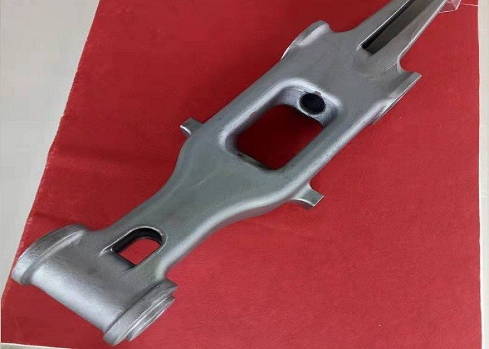 OEM قطعة حديد صب ADI صب الذراع الخلفية ADI 1050-4 مع قوة عالية وصلابة